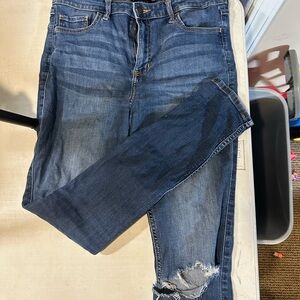 Hollister Slim Straight Jeans in Faded Blue Wash